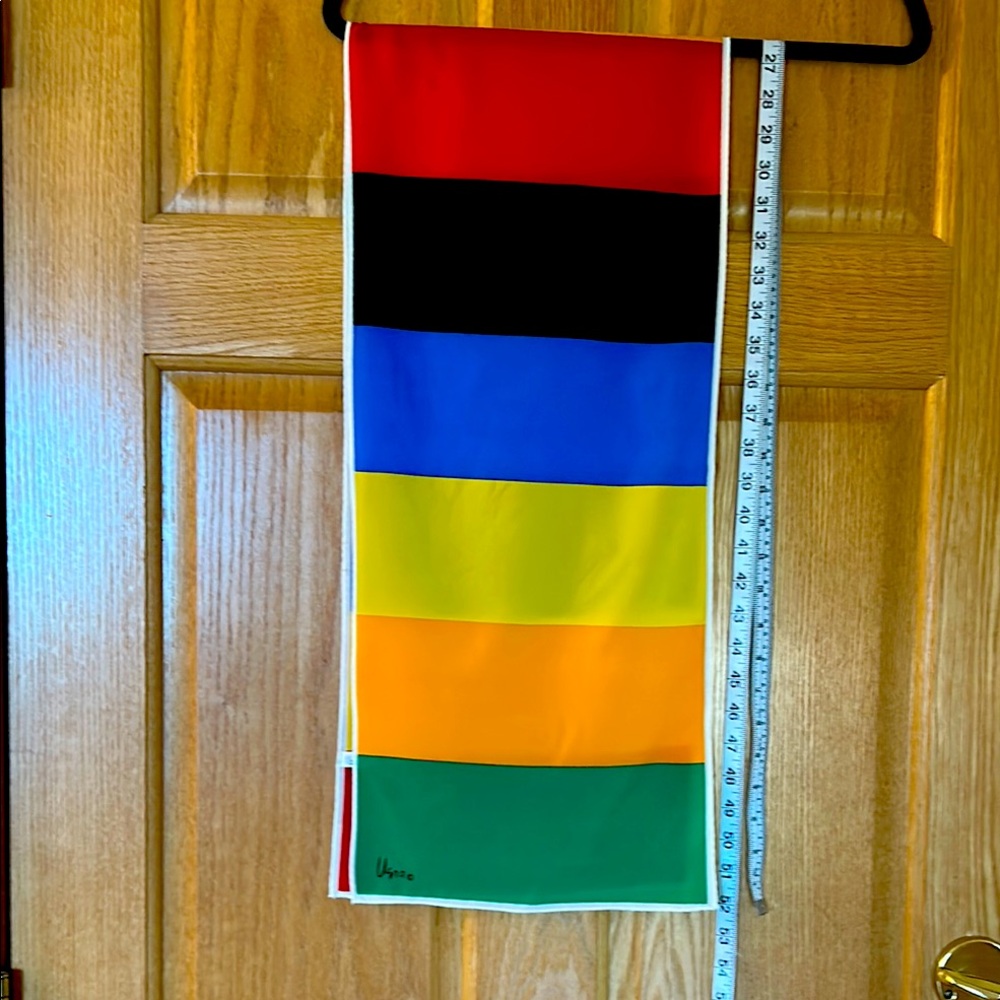 Vera Neumann scarf. Pretty colors for all seasons.